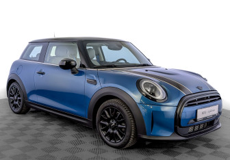 Подержанный автомобиль MINI Hatch 2021 года (3 фото)