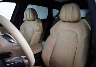 Подержанный автомобиль Voyah Free 2023 года (17 фото)