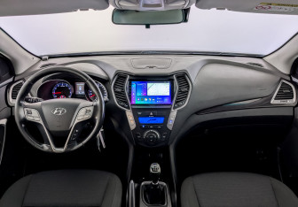 Подержанный автомобиль Hyundai Santa Fe 2014 года (14 фото)
