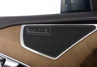 Подержанный автомобиль Volvo XC90 2018 года (28 фото)