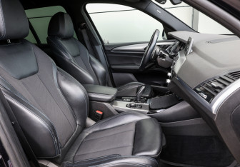 Подержанный автомобиль BMW X3 2018 года (11 фото)