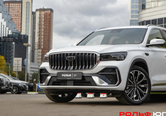 Подержанный автомобиль Geely Monjaro 2025 года (20 фото)