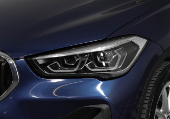 Подержанный автомобиль BMW X1 2020 года (7 фото)