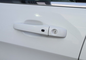 Подержанный автомобиль Jeep Grand Cherokee 2019 года (18 фото)