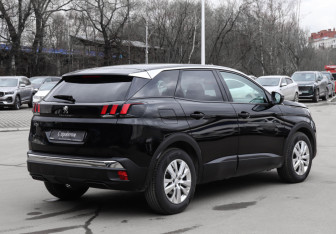 Подержанный автомобиль Peugeot 3008 2019 года (5 фото)