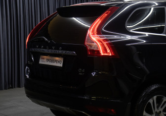 Подержанный автомобиль Volvo XC60 2014 года (22 фото)