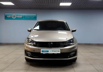 Подержанный автомобиль Volkswagen Polo Sedan 2016 года (2 фото)