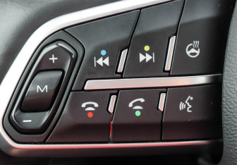 Подержанный автомобиль Haval F7 2022 года (10 фото)