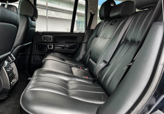 Подержанный автомобиль Land Rover Range Rover 2011 года (10 фото)