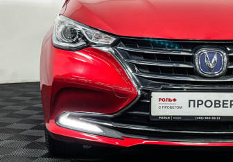 Подержанный автомобиль Changan Alsvin 2023 года (16 фото)