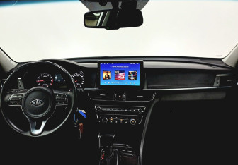 Подержанный автомобиль Kia Optima Sedan 2017 года (11 фото)