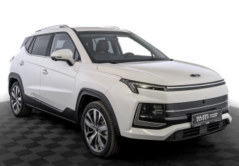 Подержанный автомобиль Москвич 3е 2023 года (3 фото)