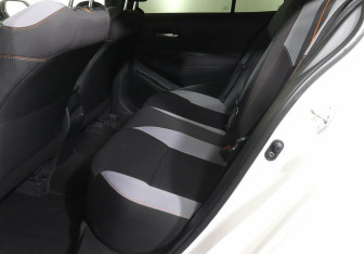 Подержанный автомобиль Toyota Corolla Sedan 2022 года (12 фото)