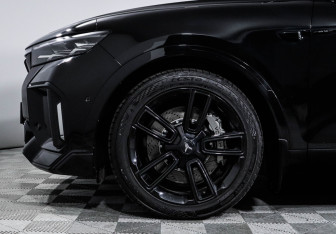 Подержанный автомобиль Voyah Free 2023 года (15 фото)