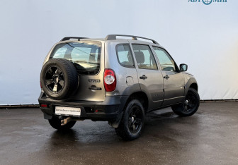 Подержанный автомобиль Chevrolet Niva 2018 года (5 фото)
