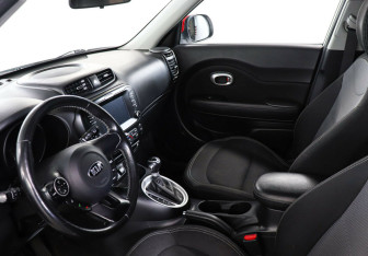 Подержанный автомобиль Kia Soul 2017 года (9 фото)