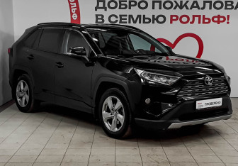 Подержанный автомобиль Toyota RAV4 2019 года (3 фото)