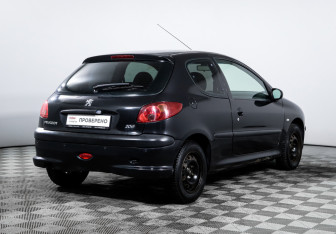 Подержанный автомобиль Peugeot 206 Hatchback 2007 года (5 фото)