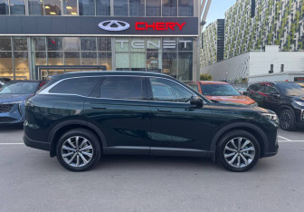 Подержанный автомобиль Chery Tiggo 9 2024 года (5 фото)