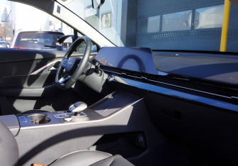 Подержанный автомобиль Omoda C5 2023 года (10 фото)