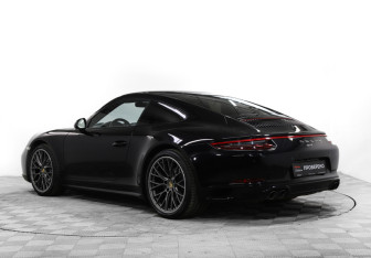 Подержанный автомобиль Porsche 911 Coupe 2017 года (7 фото)