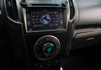 Подержанный автомобиль Chevrolet TrailBlazer 2013 года (17 фото)