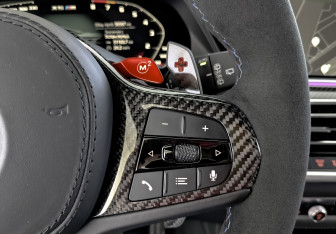 Подержанный автомобиль BMW X5 M 2020 года (27 фото)