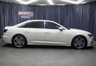Подержанный автомобиль Audi A6 Sedan 2020 года (4 фото)