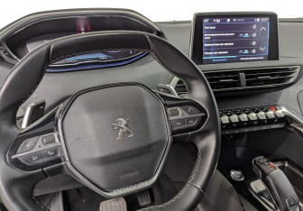 Подержанный автомобиль Peugeot 5008 Suv 2021 года (27 фото)