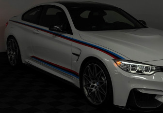 Подержанный автомобиль BMW M4 Coupe 2016 года (27 фото)