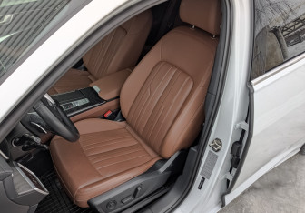 Подержанный автомобиль Audi A6 Sedan 2022 года (19 фото)