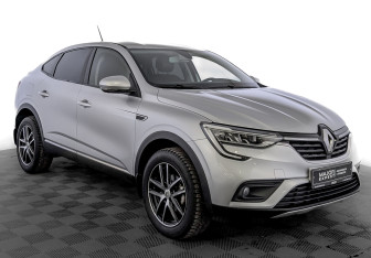 Подержанный автомобиль Renault Arkana 2019 года (3 фото)