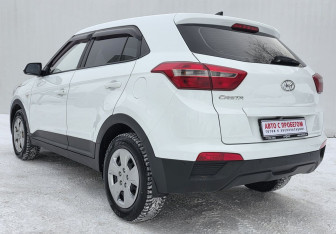 Подержанный автомобиль Hyundai Creta 2017 года (7 фото)