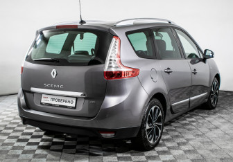 Подержанный автомобиль Renault Scenic 2014 года (5 фото)