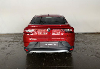Подержанный автомобиль Renault Arkana 2020 года (5 фото)