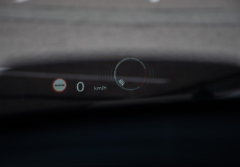 Подержанный автомобиль MINI Hatch 2021 года (18 фото)