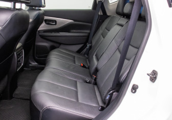 Подержанный автомобиль Nissan Murano Suv 2019 года (11 фото)