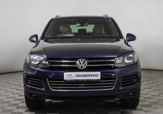 Подержанный автомобиль Volkswagen Touareg 2014 года (2 фото)