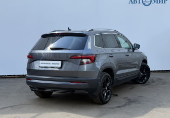 Подержанный автомобиль Skoda Karoq 2020 года (5 фото)