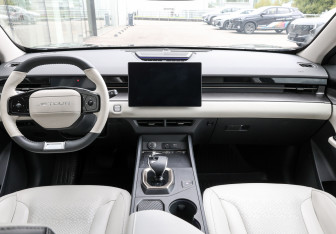 Подержанный автомобиль Jetour Dashing 2023 года (13 фото)