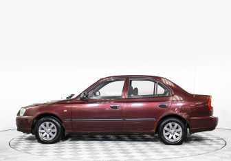 Подержанный автомобиль Hyundai Accent Sedan 2007 года (8 фото)