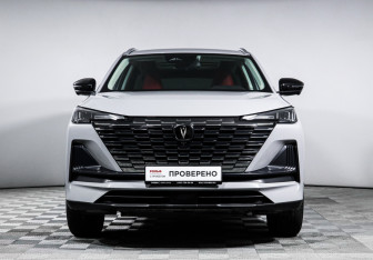 Подержанный автомобиль Changan CS55PLUS 2023 года (2 фото)