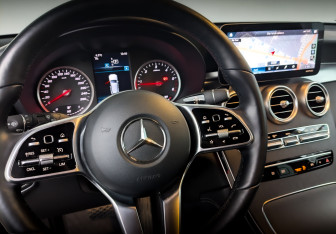 Подержанный автомобиль Mercedes-Benz GLC Coupe 2020 года (28 фото)