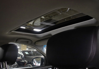 Подержанный автомобиль Infiniti QX70 2013 года (18 фото)