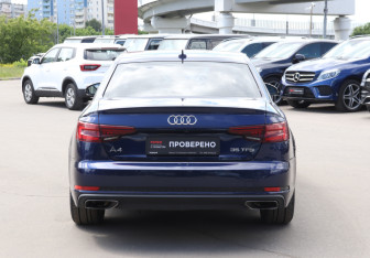 Подержанный автомобиль Audi A4 Sedan 2018 года (6 фото)