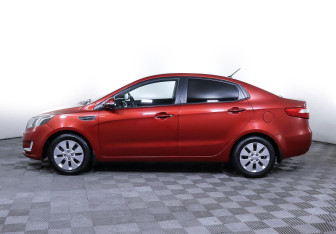 Подержанный автомобиль Kia Rio Sedan 2013 года (3 фото)