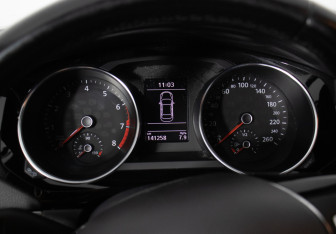 Подержанный автомобиль Volkswagen Jetta Sedan 2016 года (12 фото)