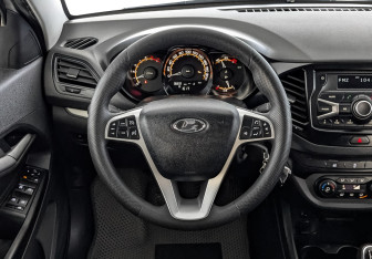 Подержанный автомобиль LADA (ВАЗ) Vesta Sedan 2021 года (22 фото)