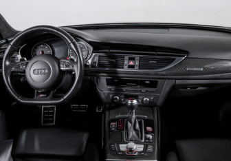 Подержанный автомобиль Audi RS 6 Wagon 2016 года (12 фото)