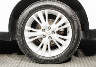 Подержанный автомобиль Lexus RX 2010 года (22 фото)